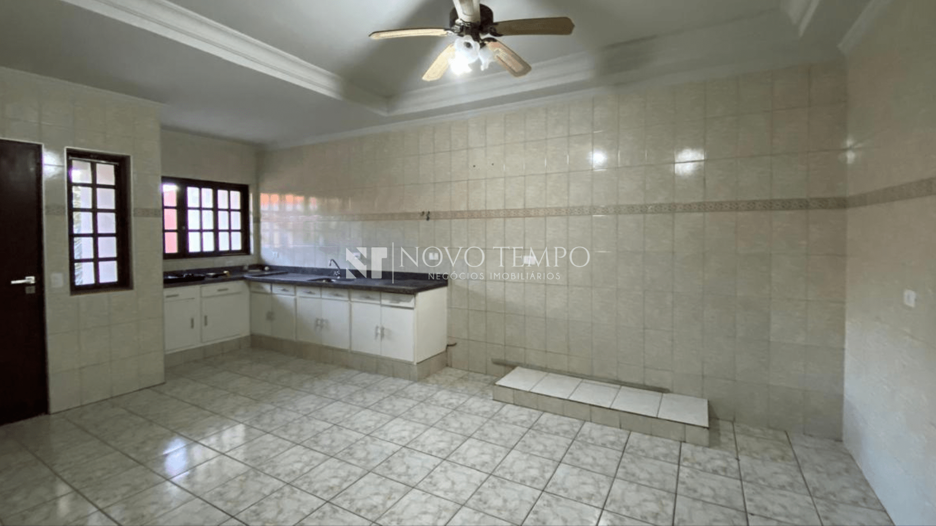 sobrado-à-venda-bairro-pinhal-cabreúva-sp-novo-tempo-negócios-imobiliários2